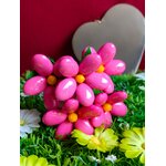 Bouquet Saint Valentin marguerites roses dragées chocolat prairie