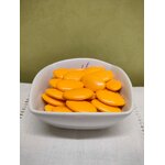 Dragées chocolat noir couleur jaune safran coupelle
