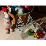 Bouquet de Noël frésias abeille ou coccinelle dragées chocolat 2