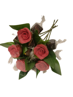 Bouquet de roses et chocolats