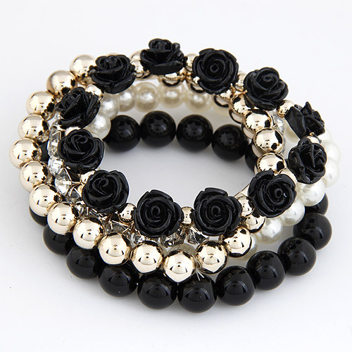 Bracelet Multi Lanières Perles et Fleurs Roses Noires