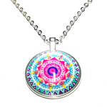 Collier pendentif mandala multicolore