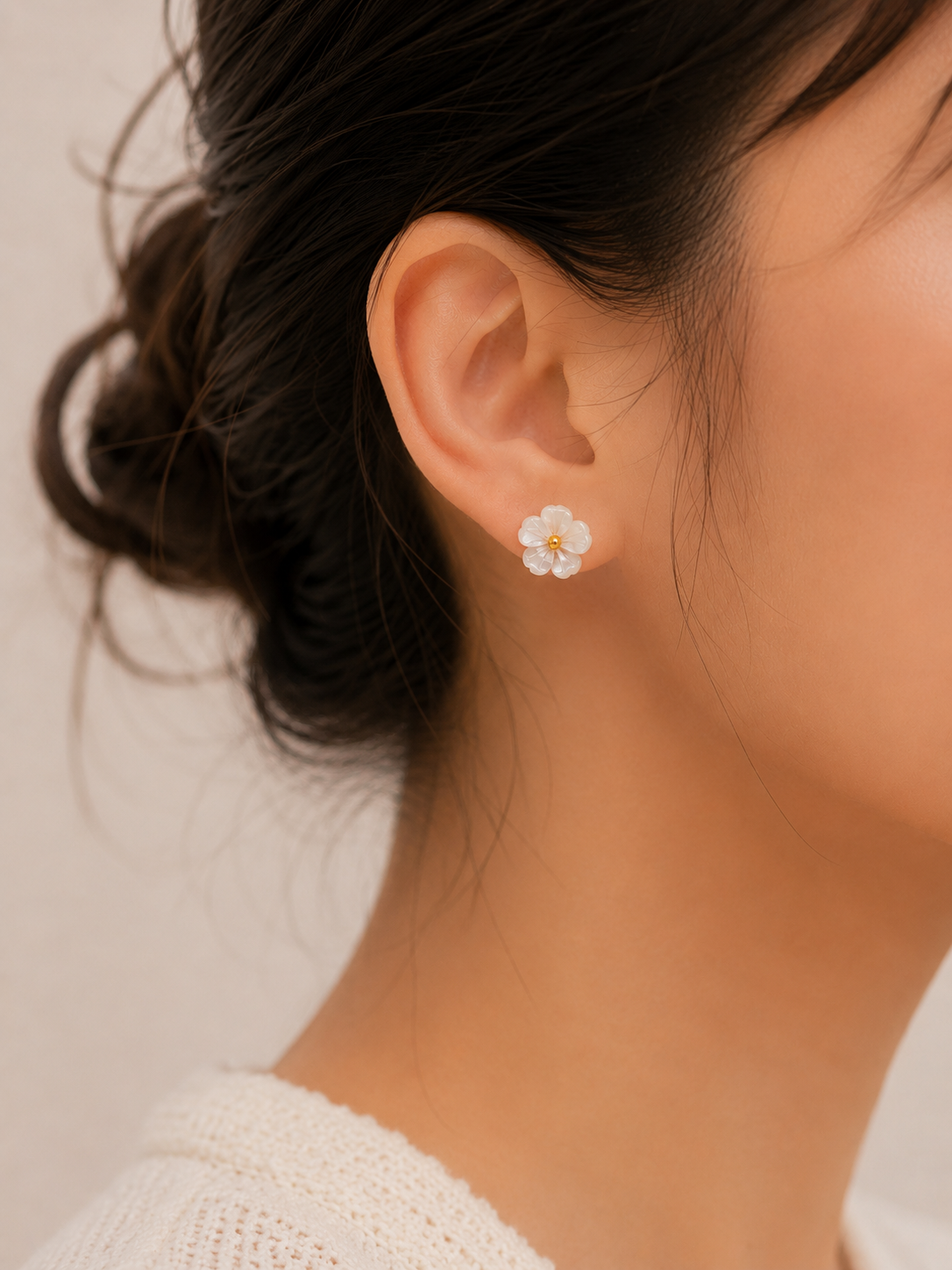 boucles doreilles fleurs blanches