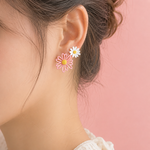 boucles d'oreilles fleurs dépareillées