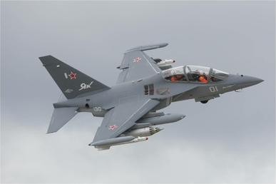 453_yak-130