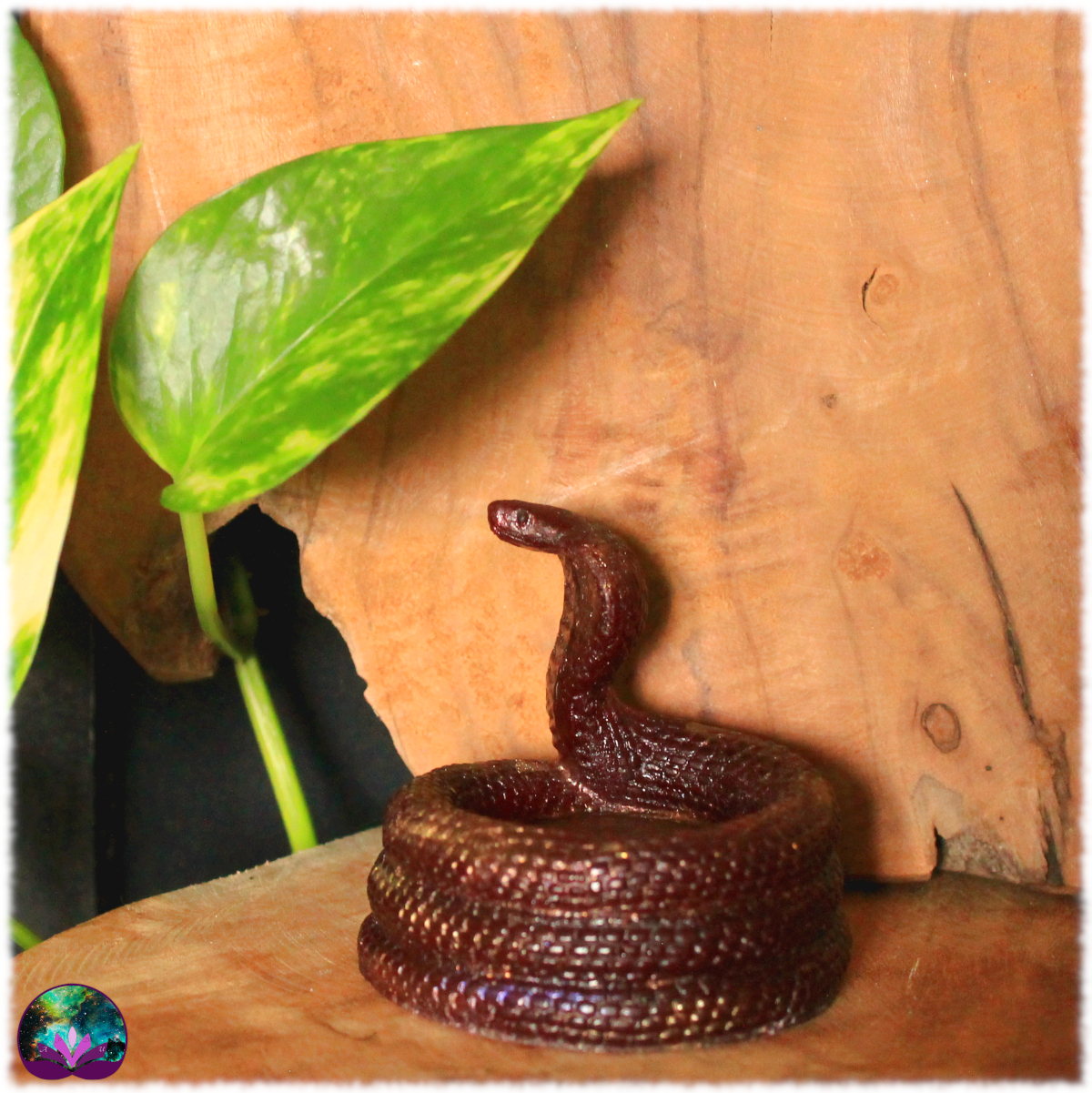 Support serpent cobra multiusage couleur bordeaux 2