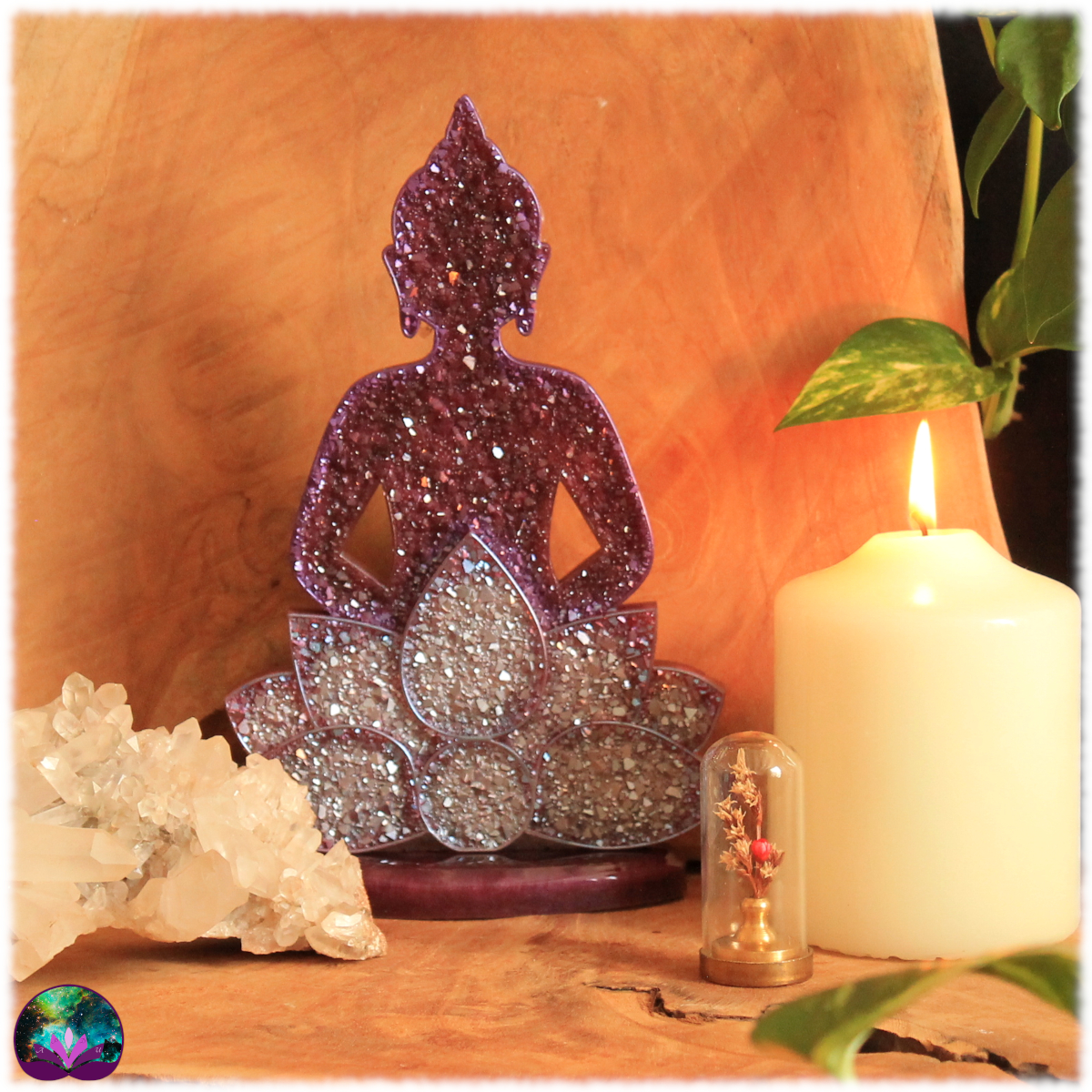 statuette bouddha avec lotus résine effet cristaux 5