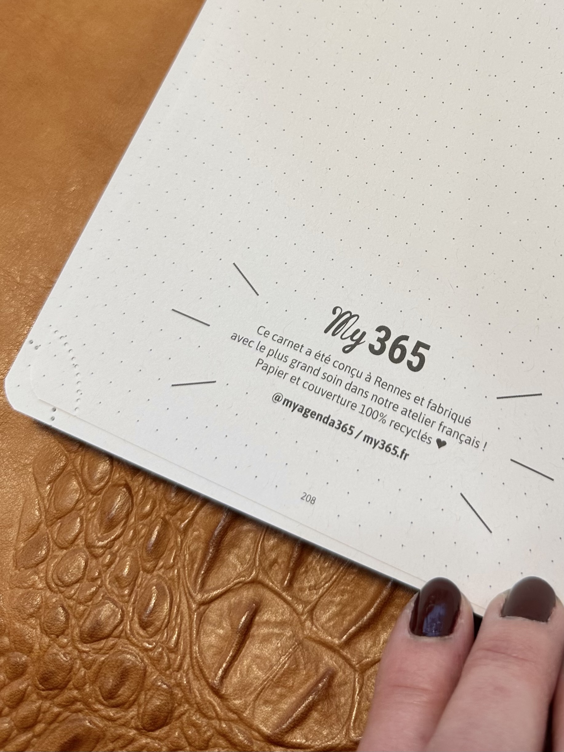 carnet note book conçu et fabriqué à Rennes en papier recyclé