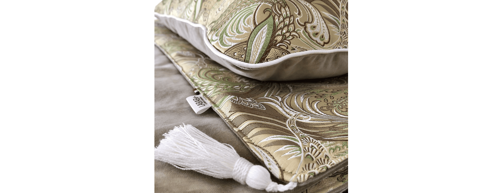 ensemble chemin de lit et coussins assortis en velours et jacquard LABAB