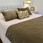 ensemble-cheminde-lit-et-coussins-linge-de-maison-francais-artisanal