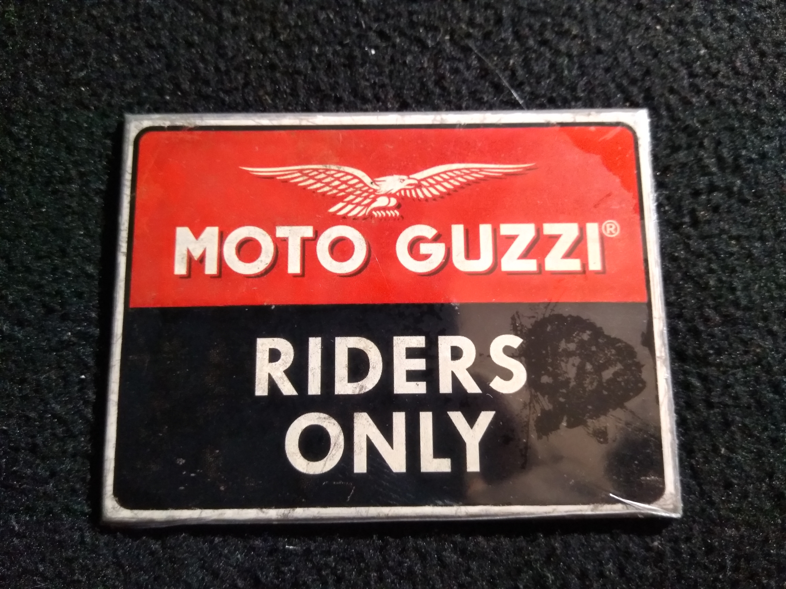 magnet motoguzzi 8x6