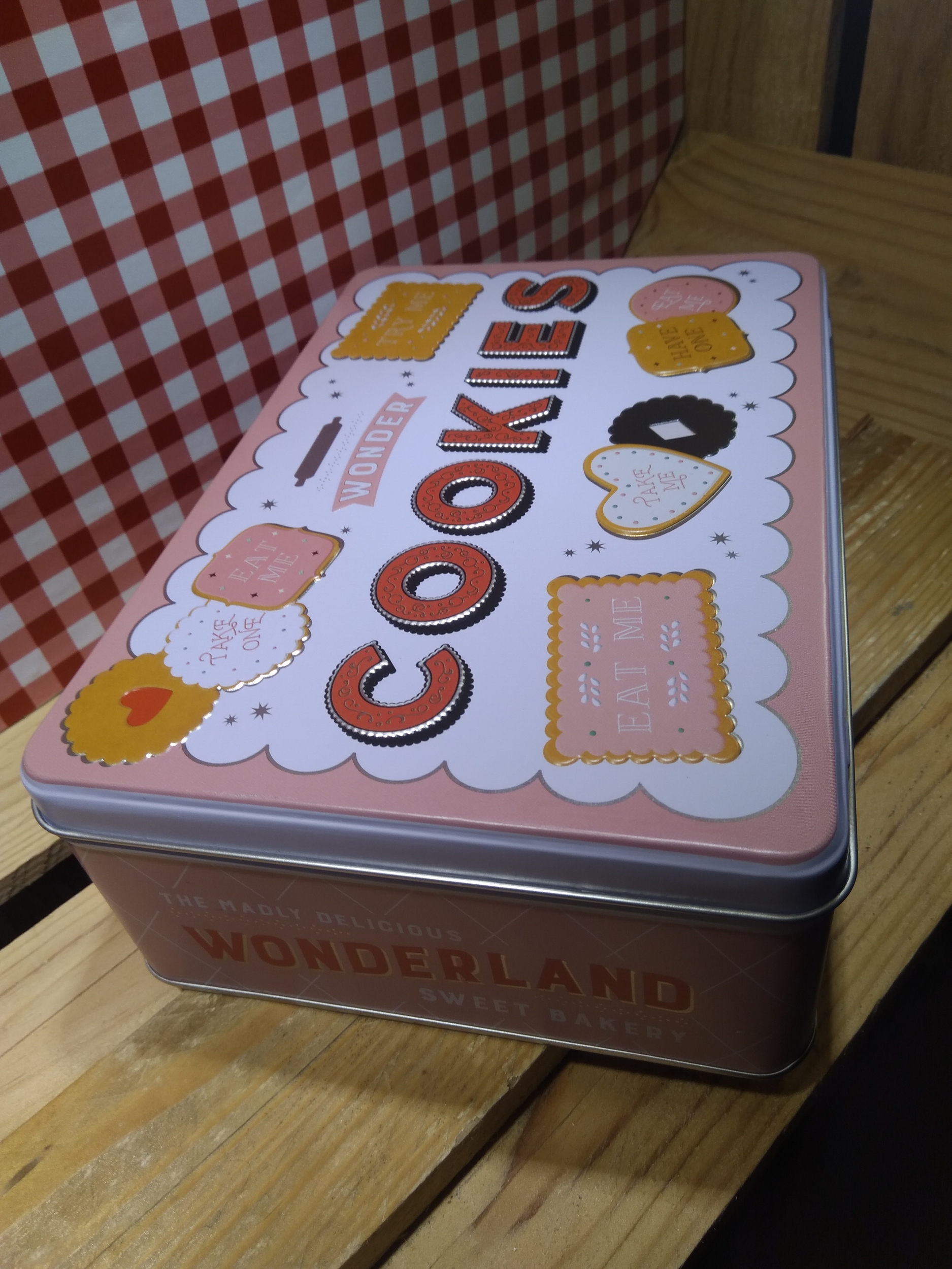 boite en relief à gâteaux