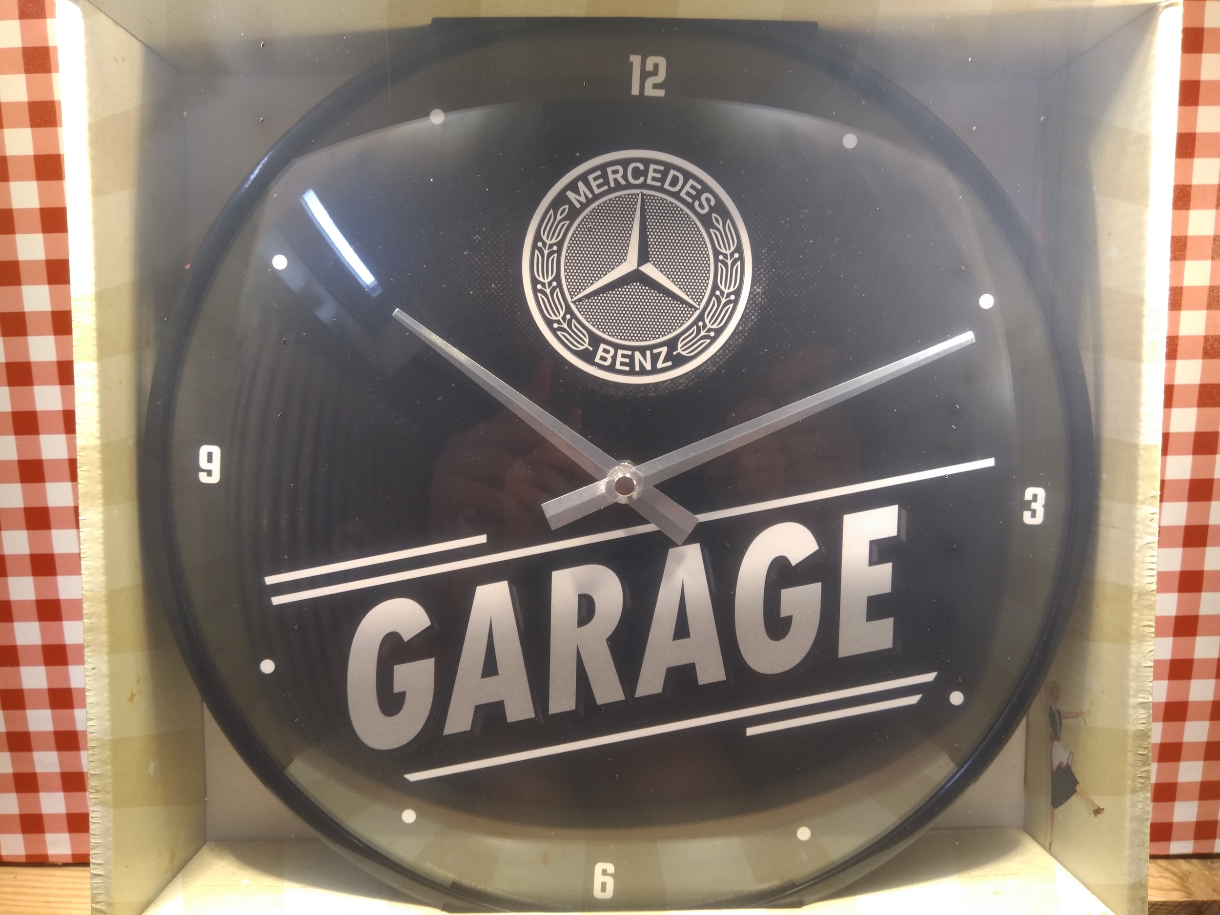 horloge murale mercedes garage