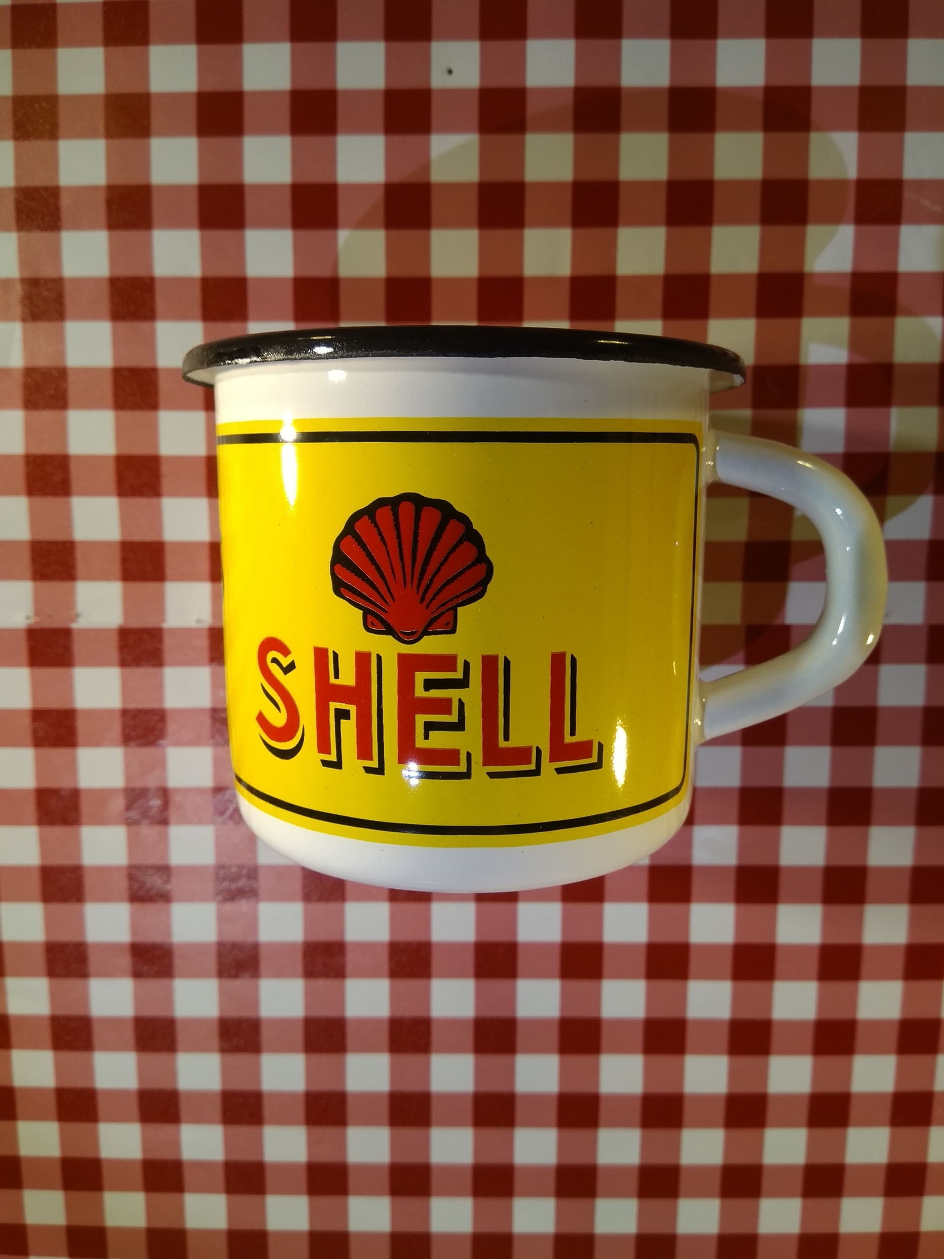 tasse émaillée shell