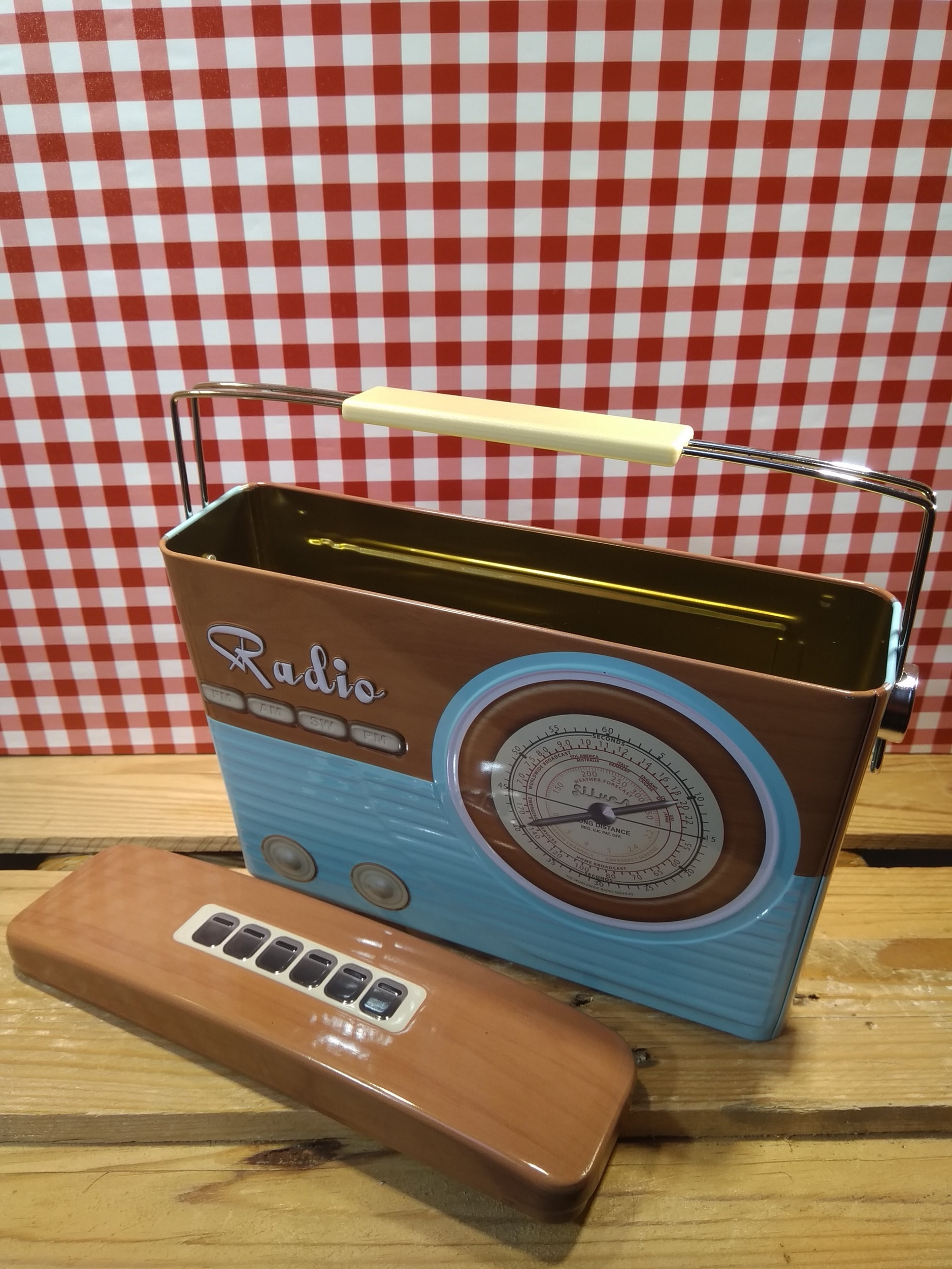 boite vintage radio lunch