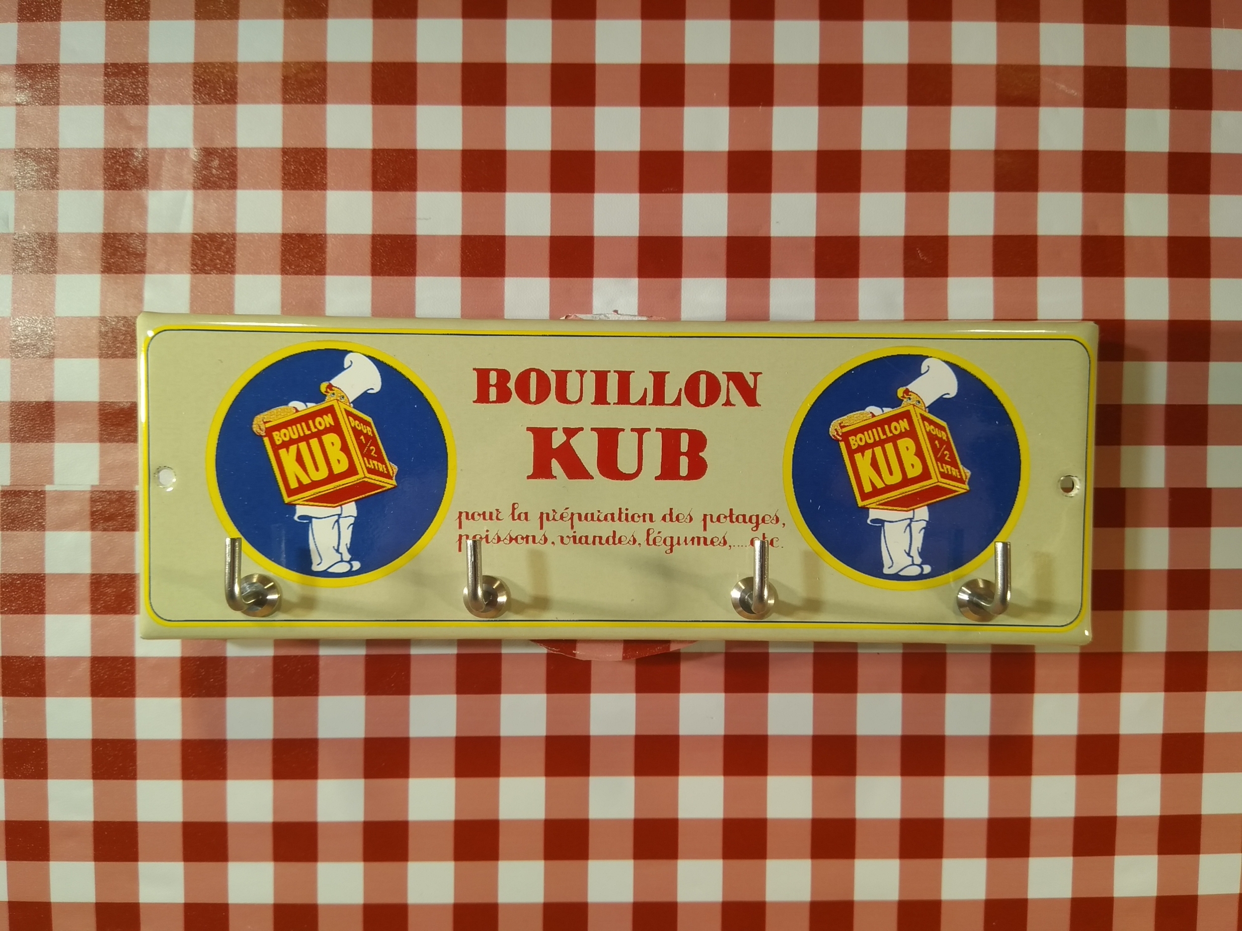 accroche clé émaillé publicitaire bouillon kub