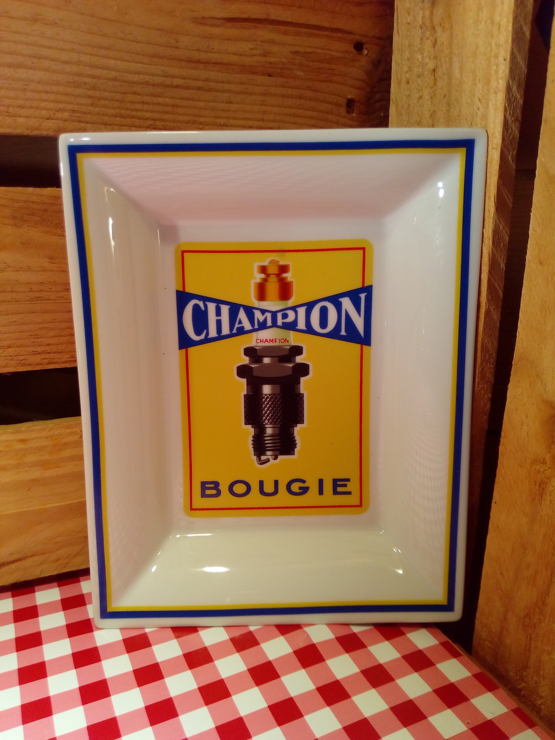 vide poches bougie champion rétro