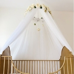Ciel de Lit Bébé | Voile Blanc plan contre plongée