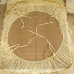 Ciel de Lit Adultes | Jaune en Dentelle fixation
