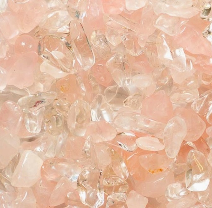 baton-a-eau-quartz-rose-pierre-mineraux-boutique-de-mineraux-lithotherapie-bienfait-herboristerie