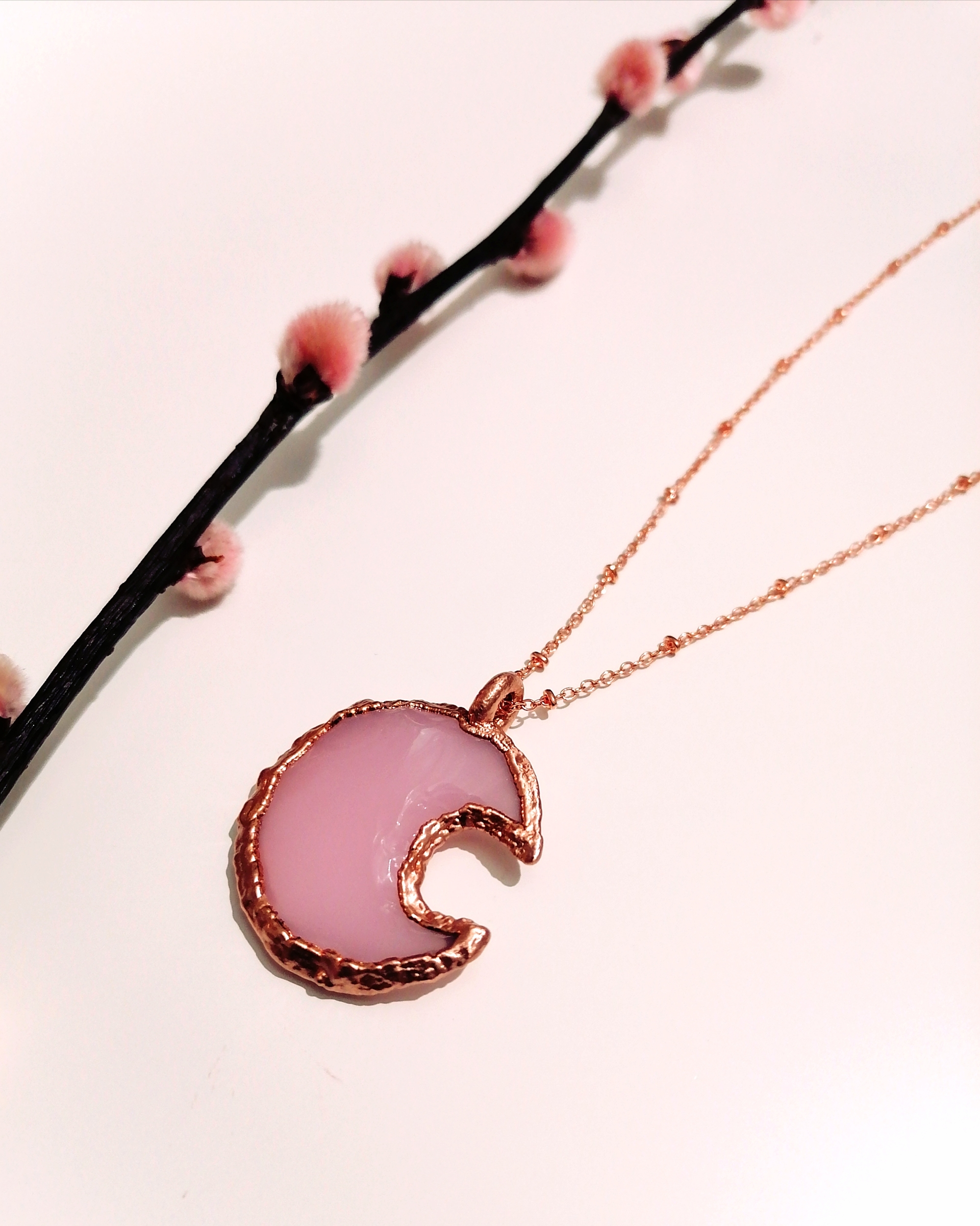 collier-lune-quartz-rose-calliste-1
