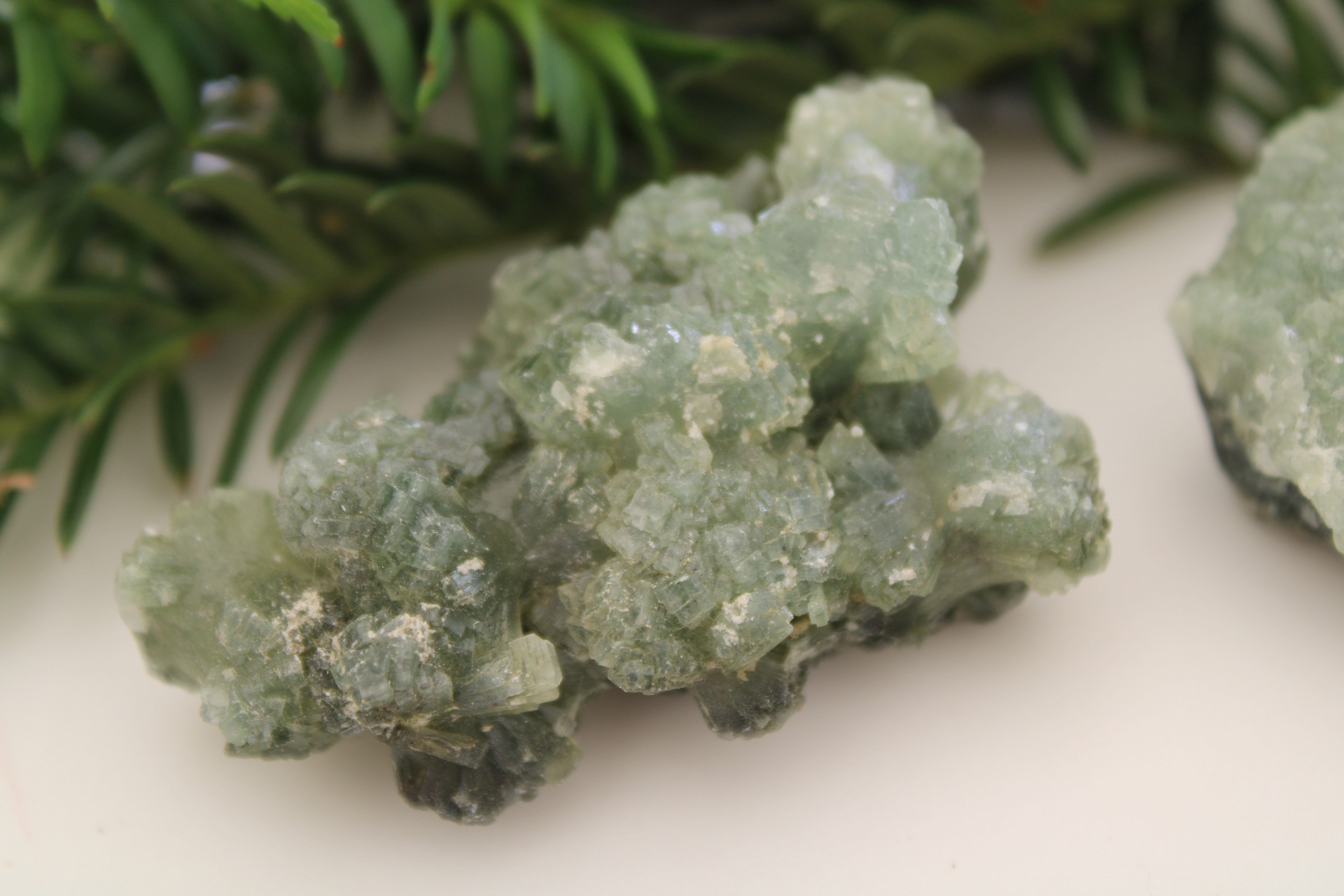 prehnite-mineraux-cristaux-lithotherapie-calliste-herboristerie