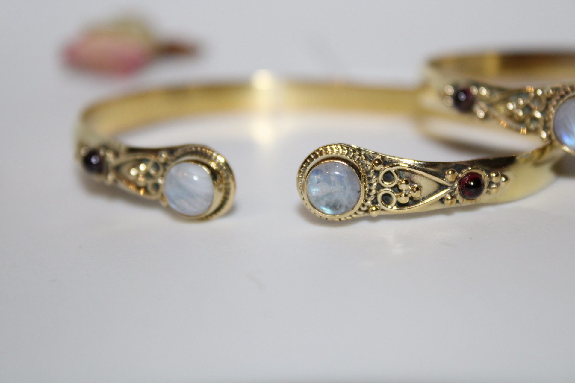 bracelet-bronze-pierre-de-lune-grenat2