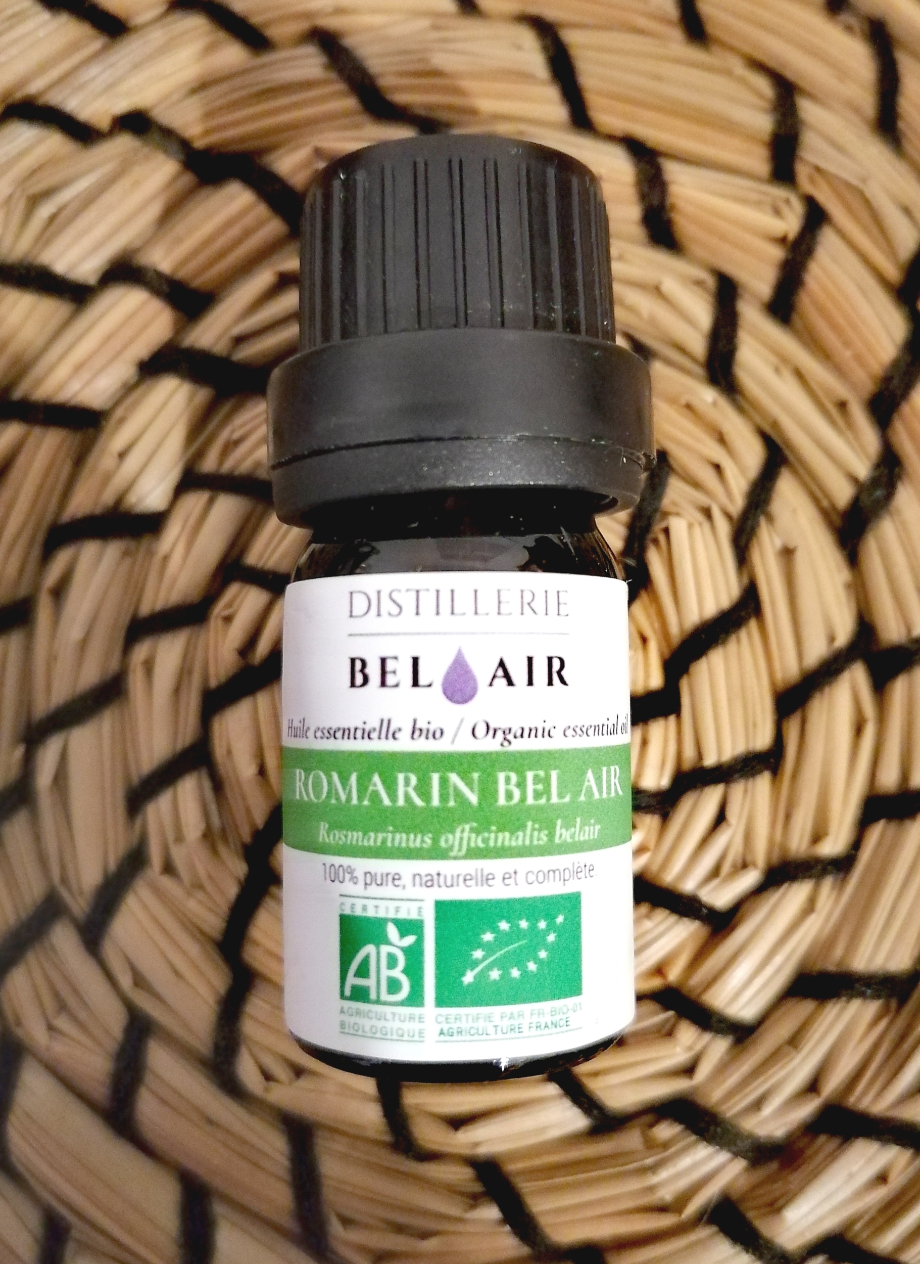 he-Romarin-huile-essentielle-bel-air-bio-herboristerie