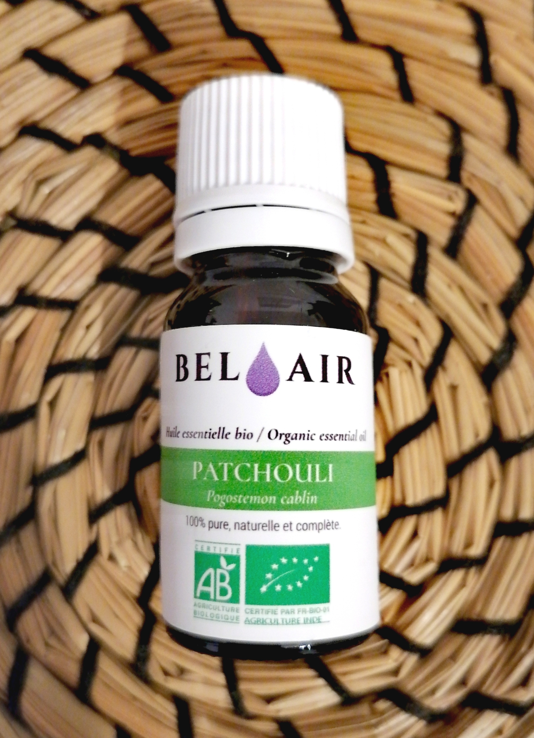 he-Patchouli-huile-essentielle-bel-air-bio-herboristerie
