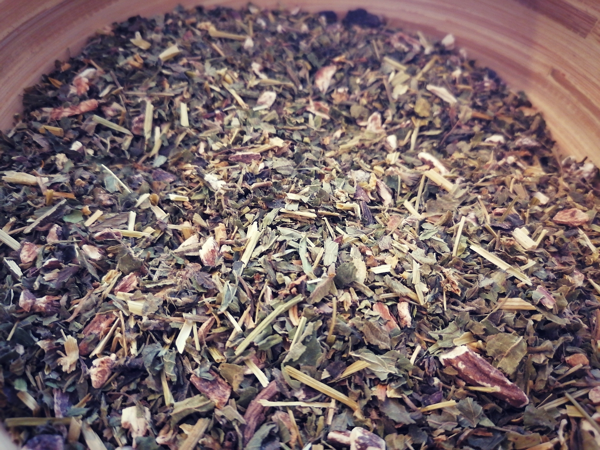 infusion-bio-pour-la-peau-tisane-plantes-herboristerie