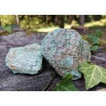 Fuchsite-pierre-brute-mineraux-boutique-de-mineraux-lithotherapie-bienfait-herboristerie