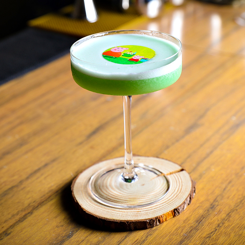 Verres-cocktail-plats-japonais-verres-champagne-classiques-coupe-martini-cr-ative-KTV-Bar-Night-Party