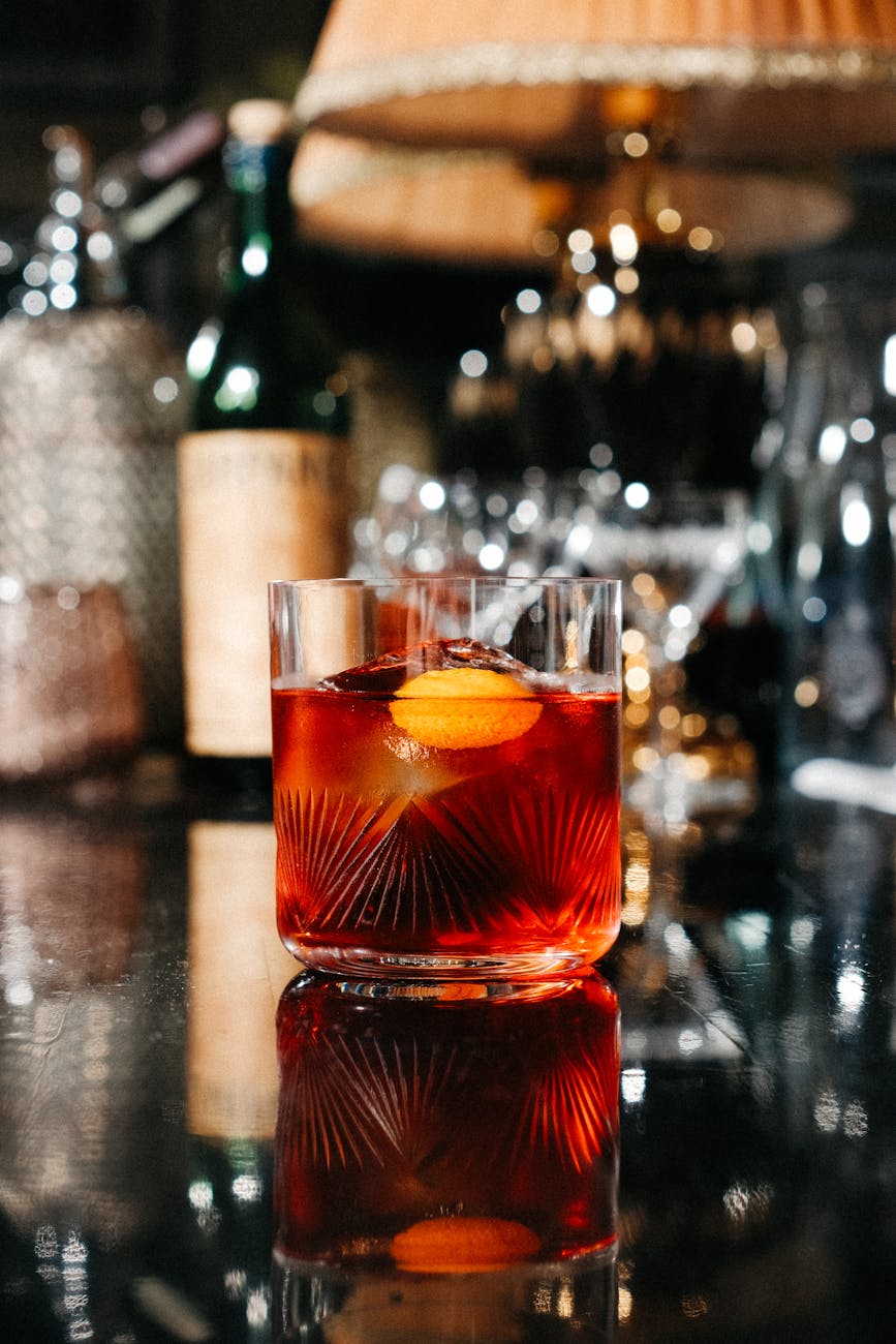 Le verre à whisky, un compagnon de dégustation qui en dit long sur votre style