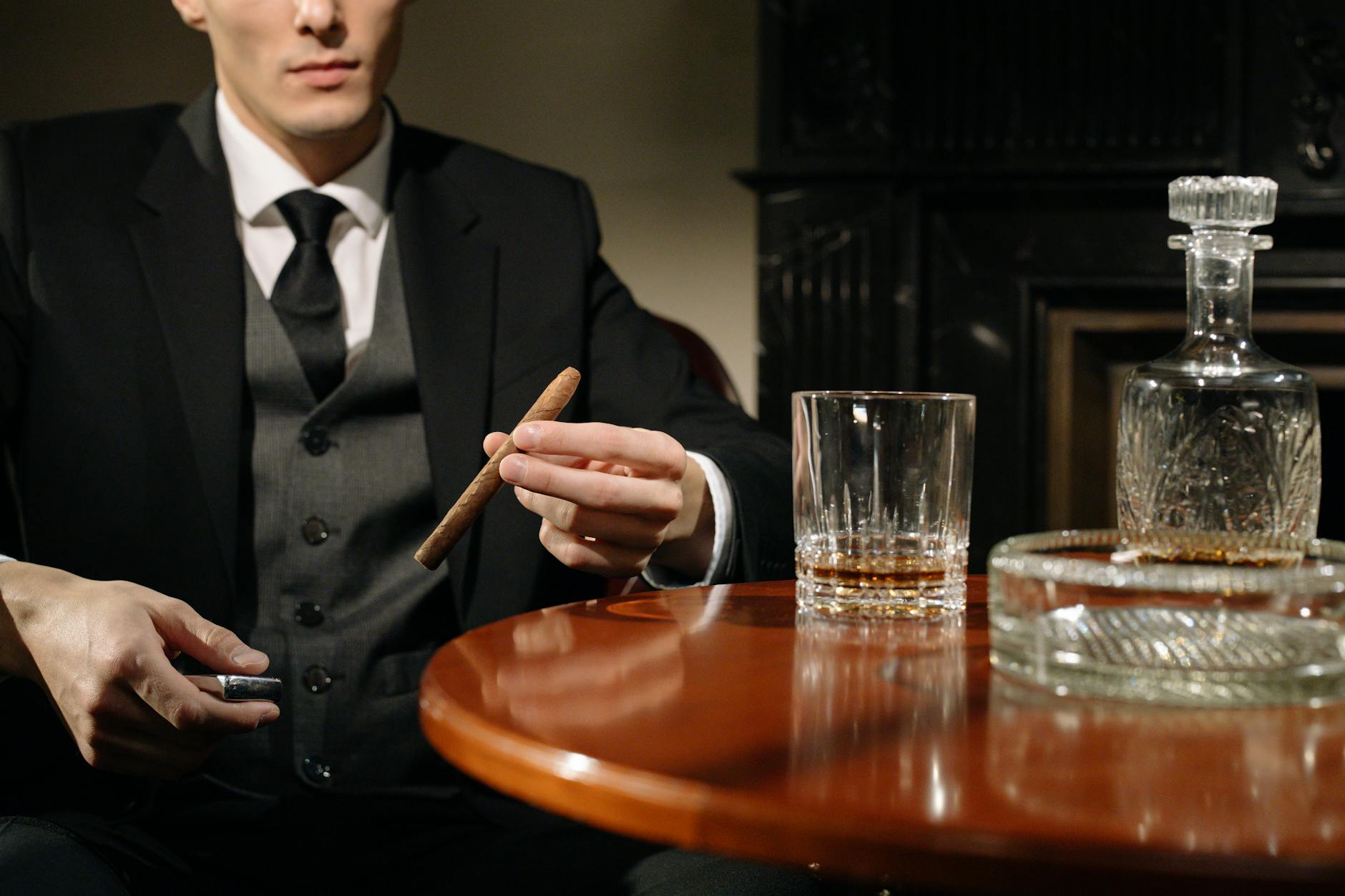 Comment choisir le verre à whisky parfait pour chaque occasion