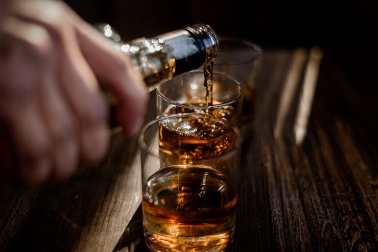 5 erreurs à éviter lors de la dégustation de whisky dans un verre