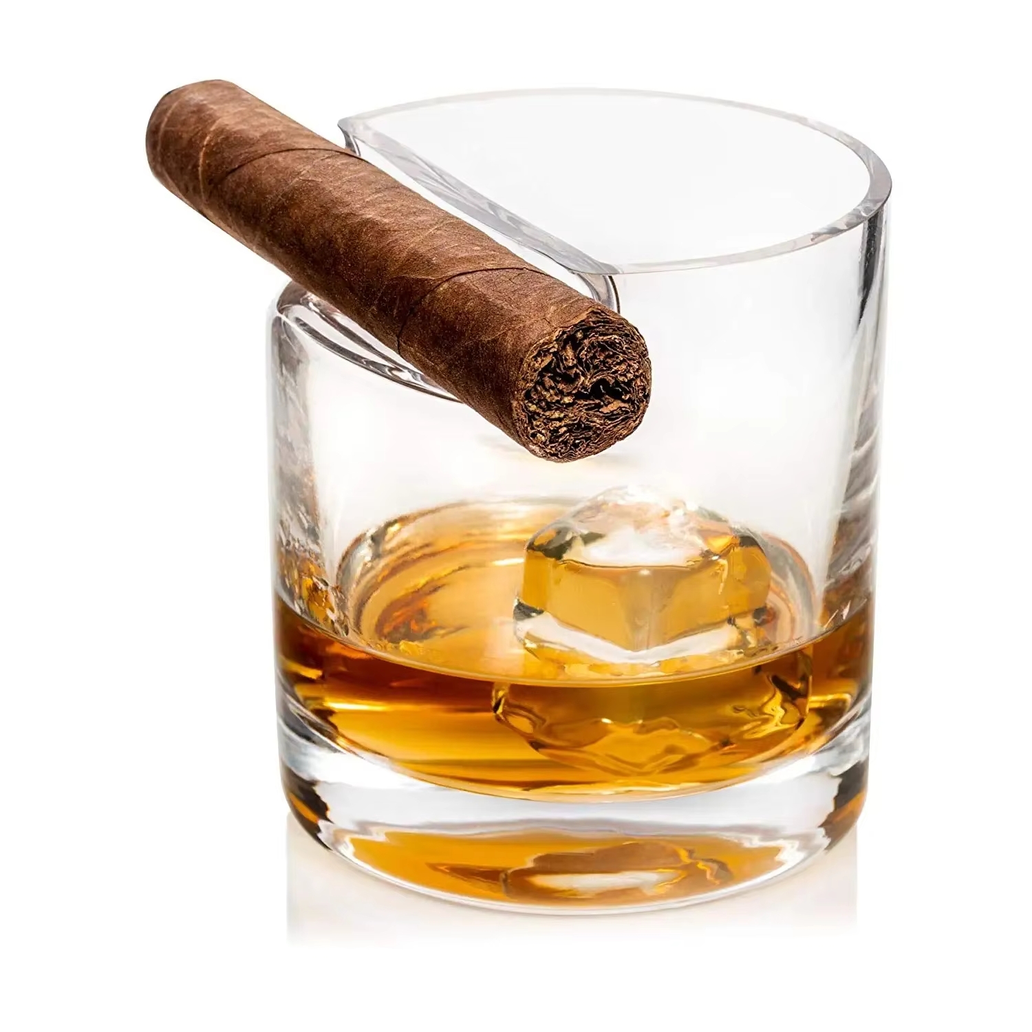 Verre à whisky avec porte cigare