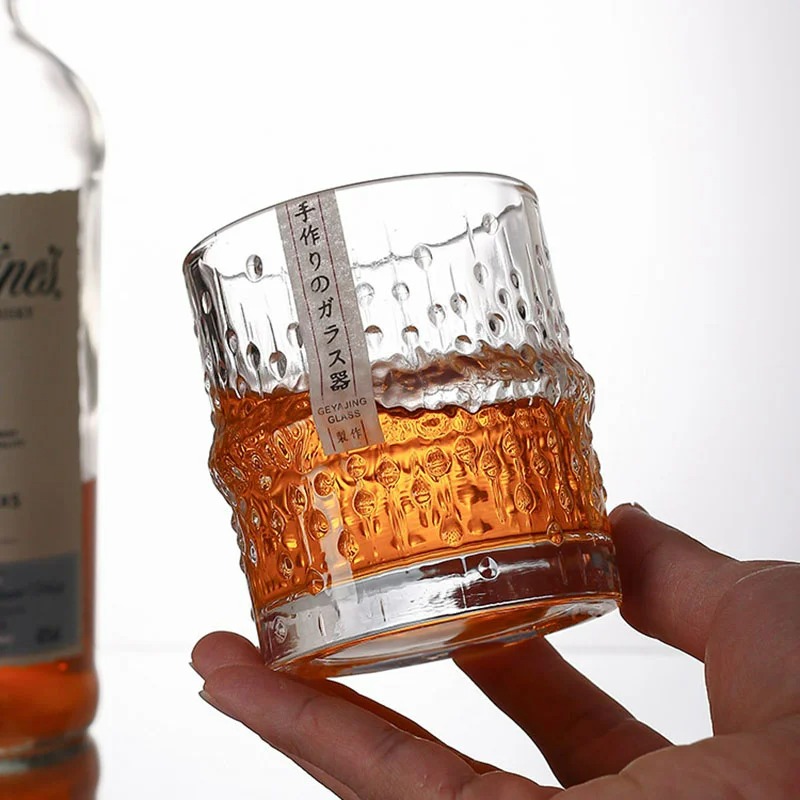 verre-whisky-bambou-main
