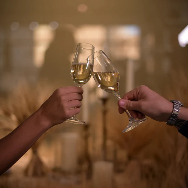 deux coupes de champagne