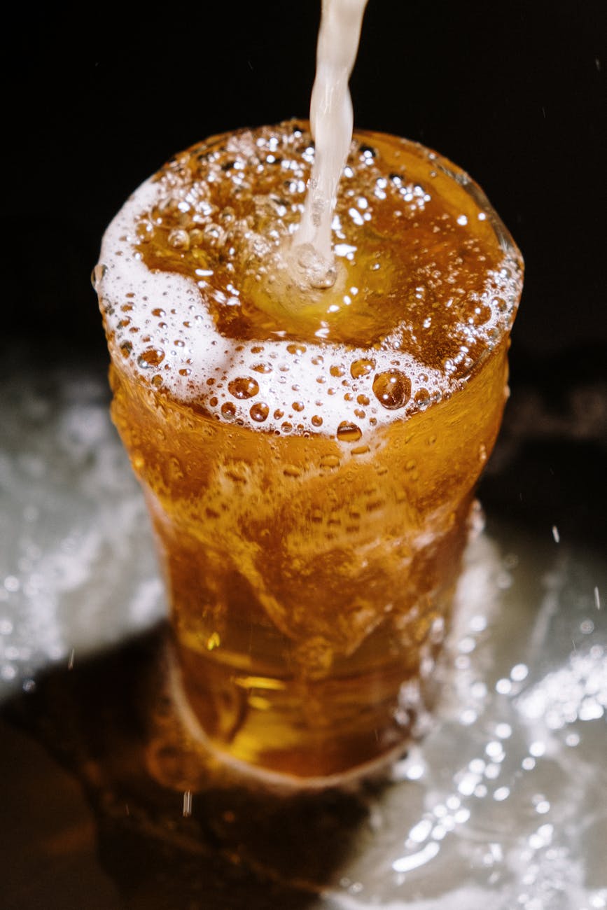 photos gratuites de alcool arriere plan noir boisson alcoolise