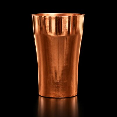 tasse-moscow-mule-cuivre-fond-noir