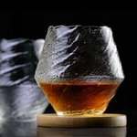 verre-a-whisky-japonais-socle-bois