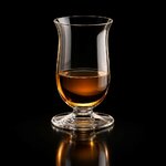 verre-tulipe-de-degustation-cristal-fond-noir