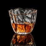 verre-a-whisky-japonais-tasse-fond-noir