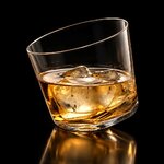 verre-a-whisky-japonais-toupie-fond-noir