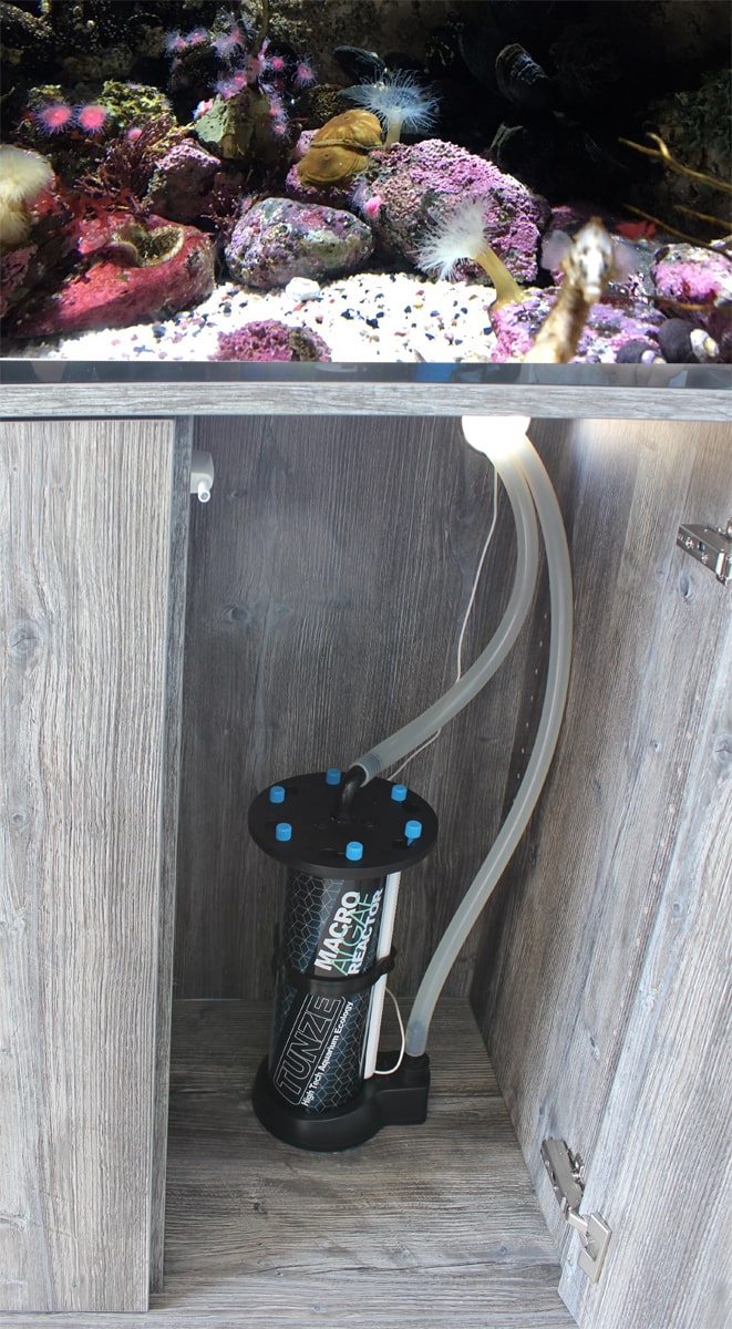 tunze-3181-macro-algae-reactor-reacteur-a-algues-pour-aquarium-de-100-a-600-l-7-min