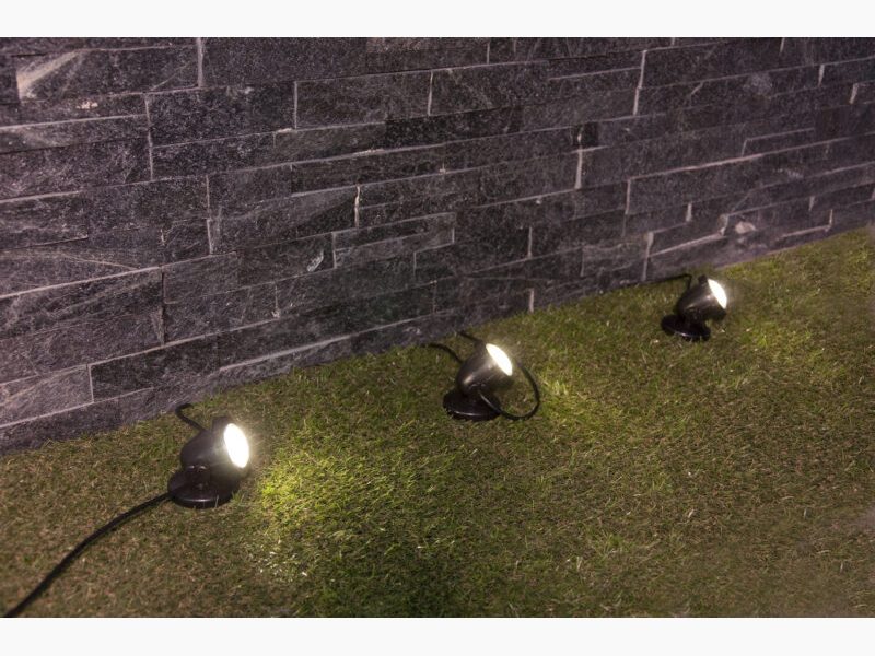 velda-pond-led-light-4w-kit-de-3-spots-leds-etanches-et-submersibles-pour-bassin-ou-jardin-4