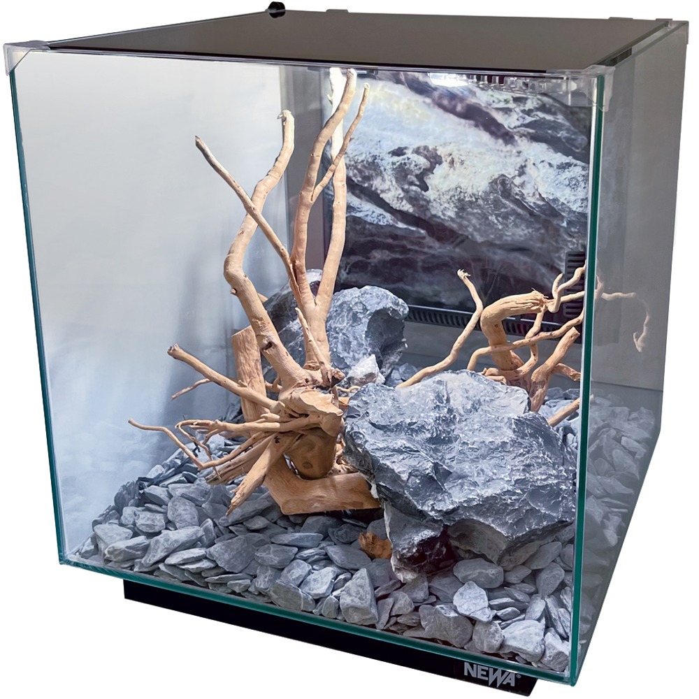 NEWA Ego Full 50 Noir aquarium équipé 45 L avec LED 3.9W et filtre. Dimensions 35,8 x 36,5 x 39,5 cm