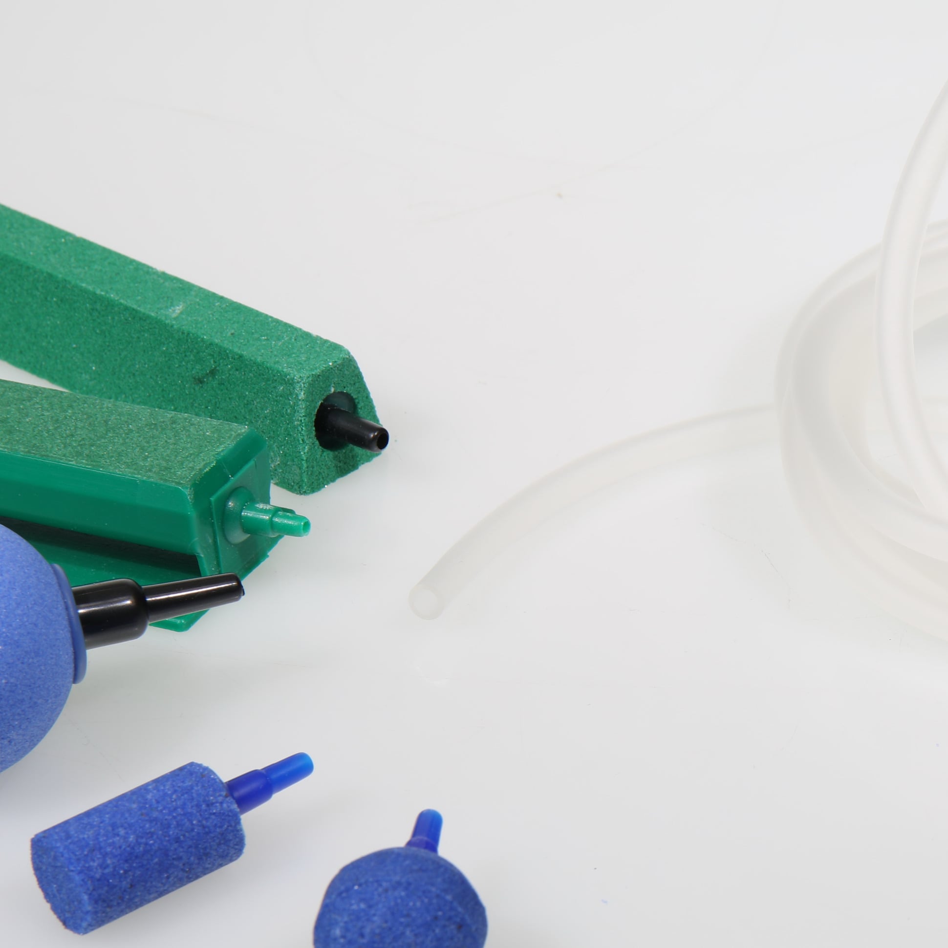 jbl-tuyau-silicone-2-50-m-diametre-4-6-mm-pour-systeme-d-aeration-d-aquarium-3-min
