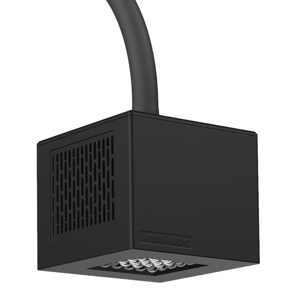 aqua-medic-qube-60-lampe-leds-puissante-60w-pour-aquarium-d-eau-de-mer-4