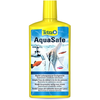 TETRA AquaSafe 500 ml conditionne l'eau du robinet en une eau adaptée aux besoins des poissons. Traite jusqu'à 1000 L